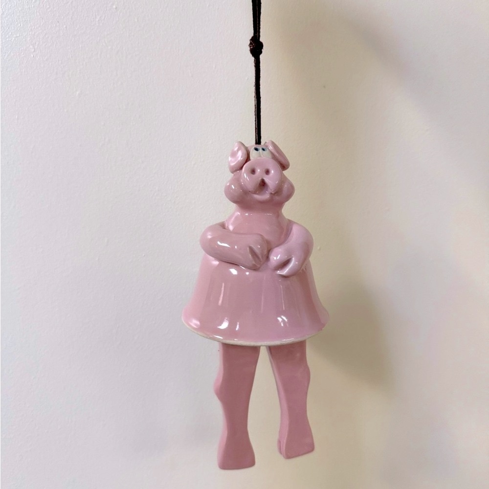 (NWT) Pig Chow Bell